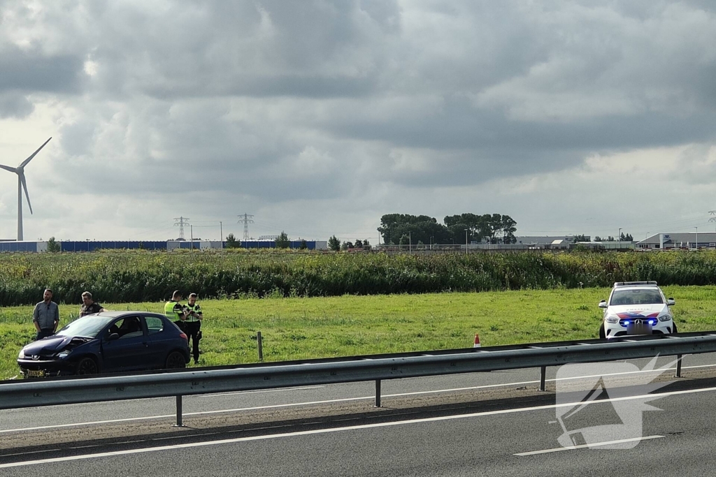 Voertuigen afgesleept na kop-staartbotsing