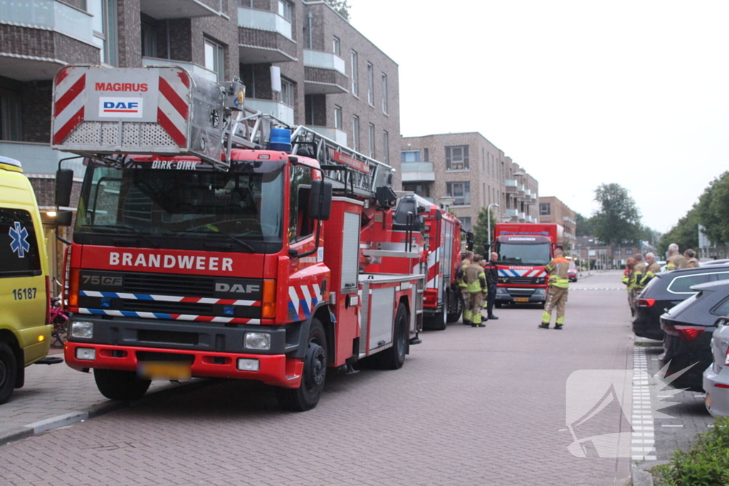 Grote politieinzet bij appartementencomplex