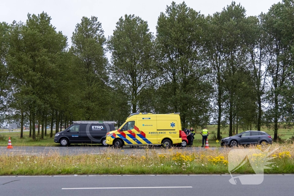 Drie voertuigen betrokken bij kop-staartaanrijding