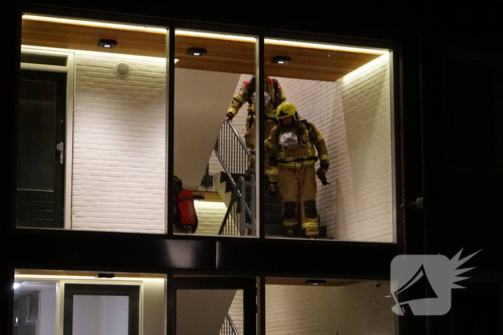 Explosie bij voordeur appartement