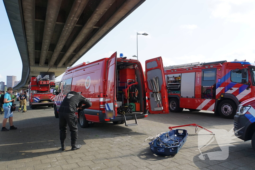 Hulpdiensten groots ingezet voor persoon te water