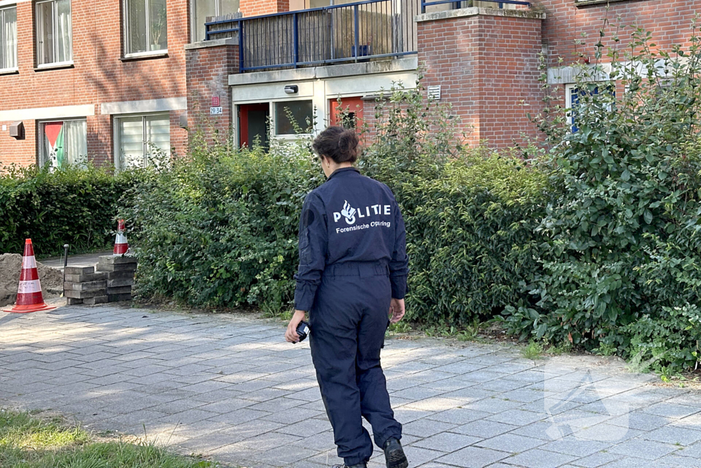 Politie doet onderzoek naar uitslaande brand