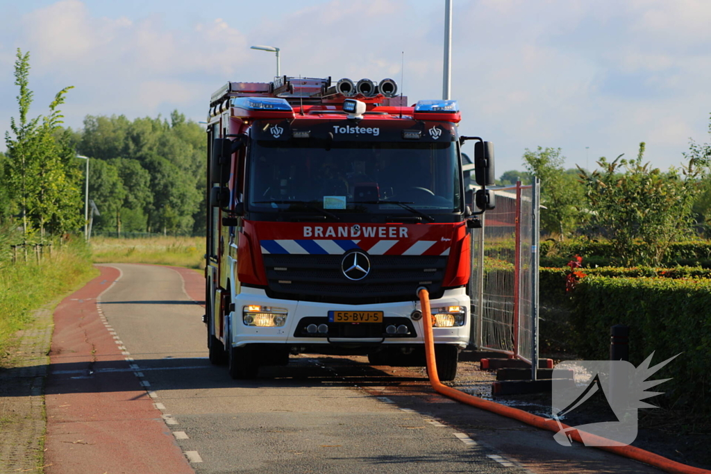 Veel schade na rietendakbrand bij geitenboerderij