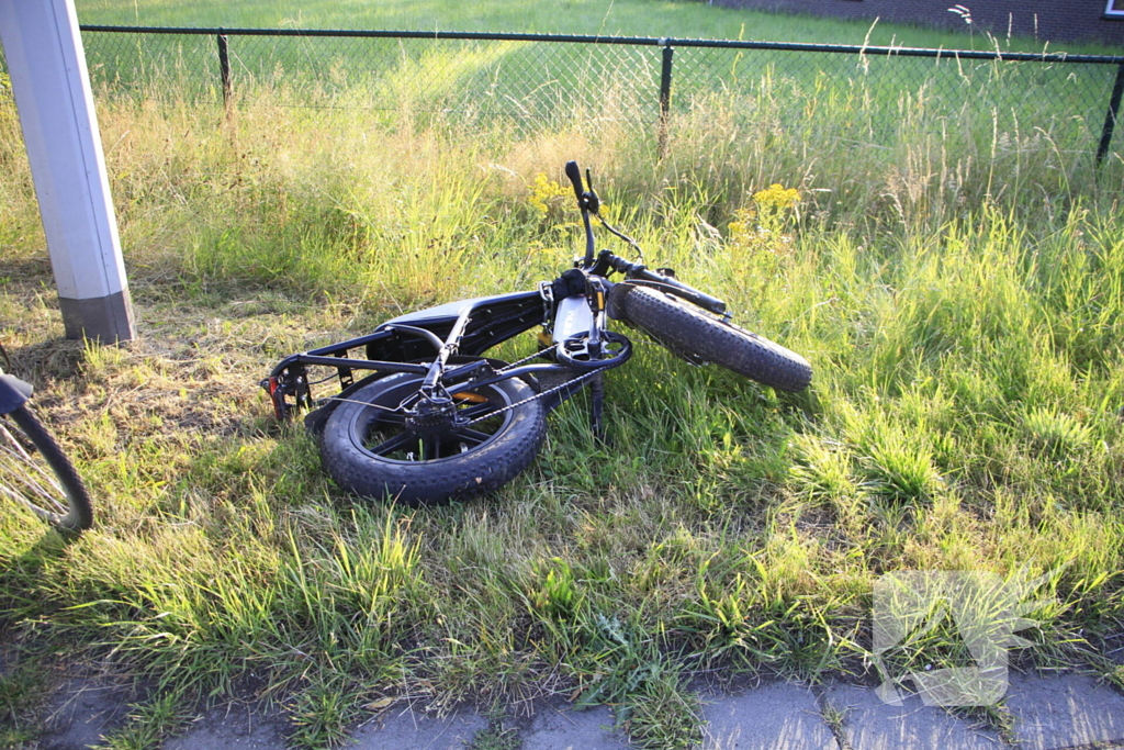 Politie neemt fatbike mee na botsing