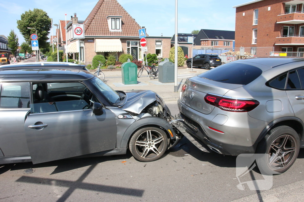 Flinke schade bij kop-staart botsing