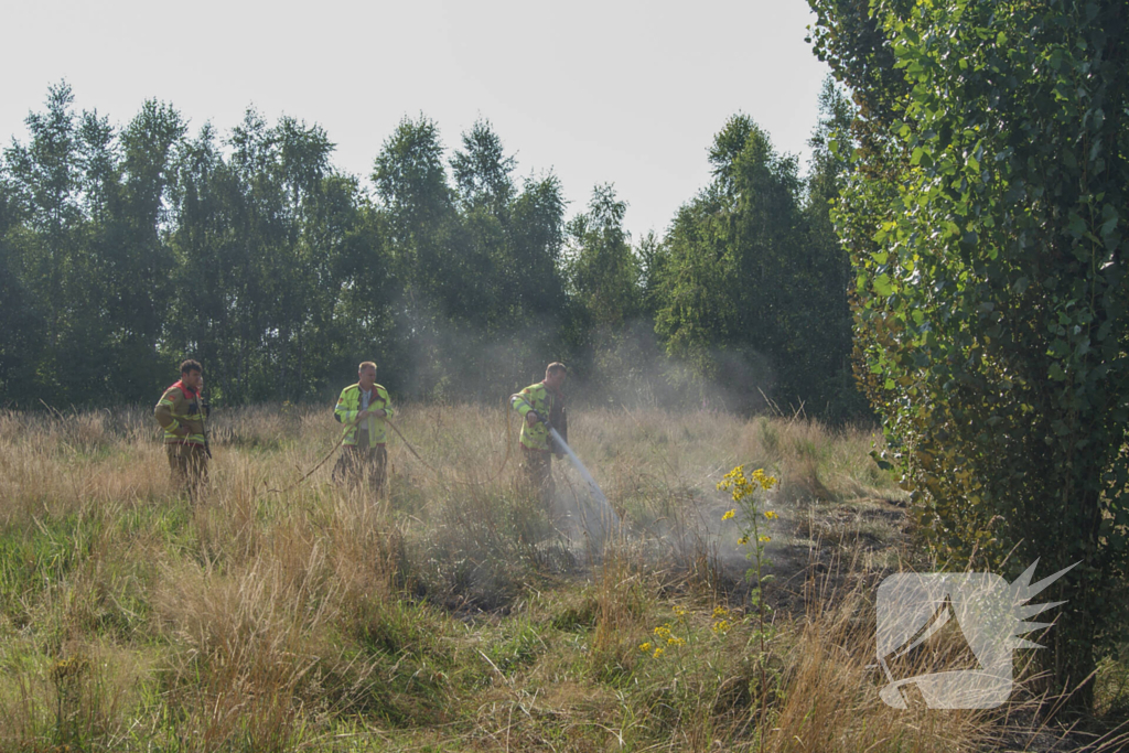 Brandweer blust bosschage brand