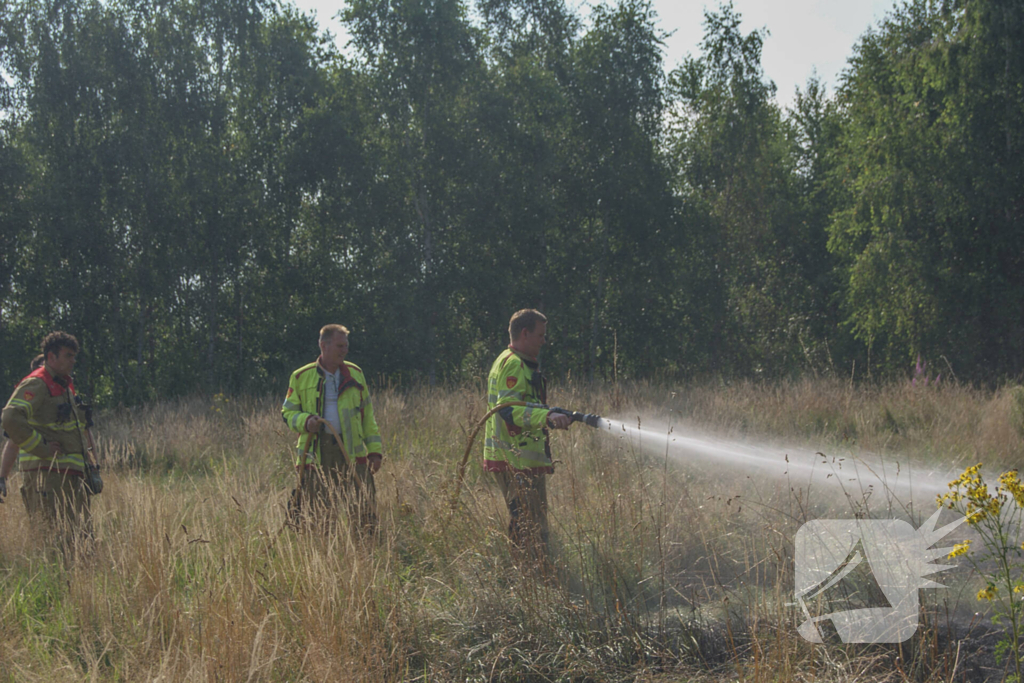 Brandweer blust bosschage brand