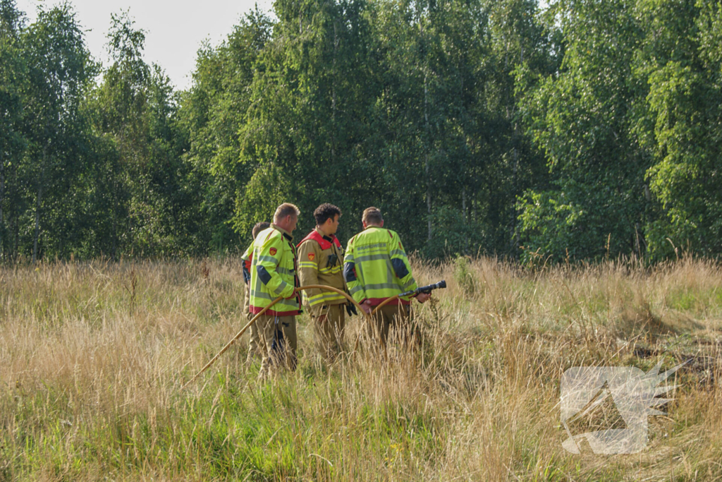 Brandweer blust bosschage brand