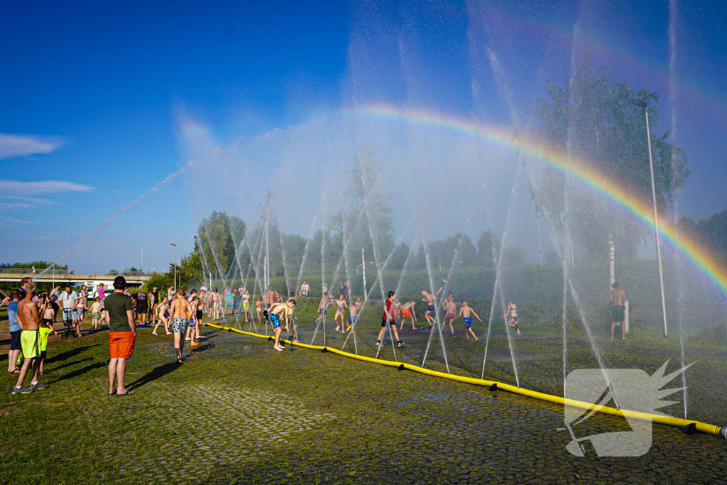 Waterfestijn zorgt voor veel plezier en afkoeling