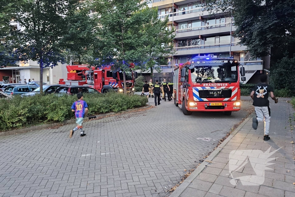 Brandweer ingezet voor brandmelding in flat