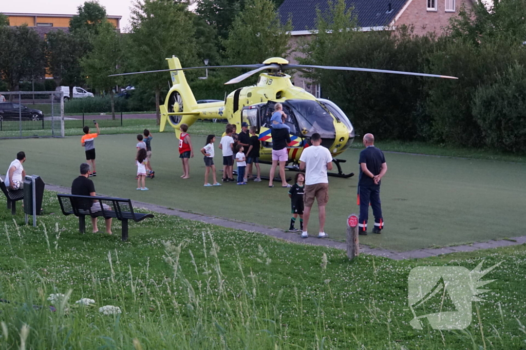 Scooterrijder zwaargewond bij aanrijding met tram