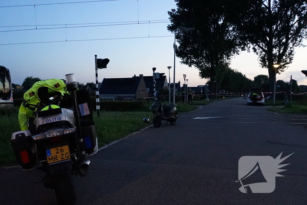 Scooterrijder zwaargewond bij aanrijding met tram