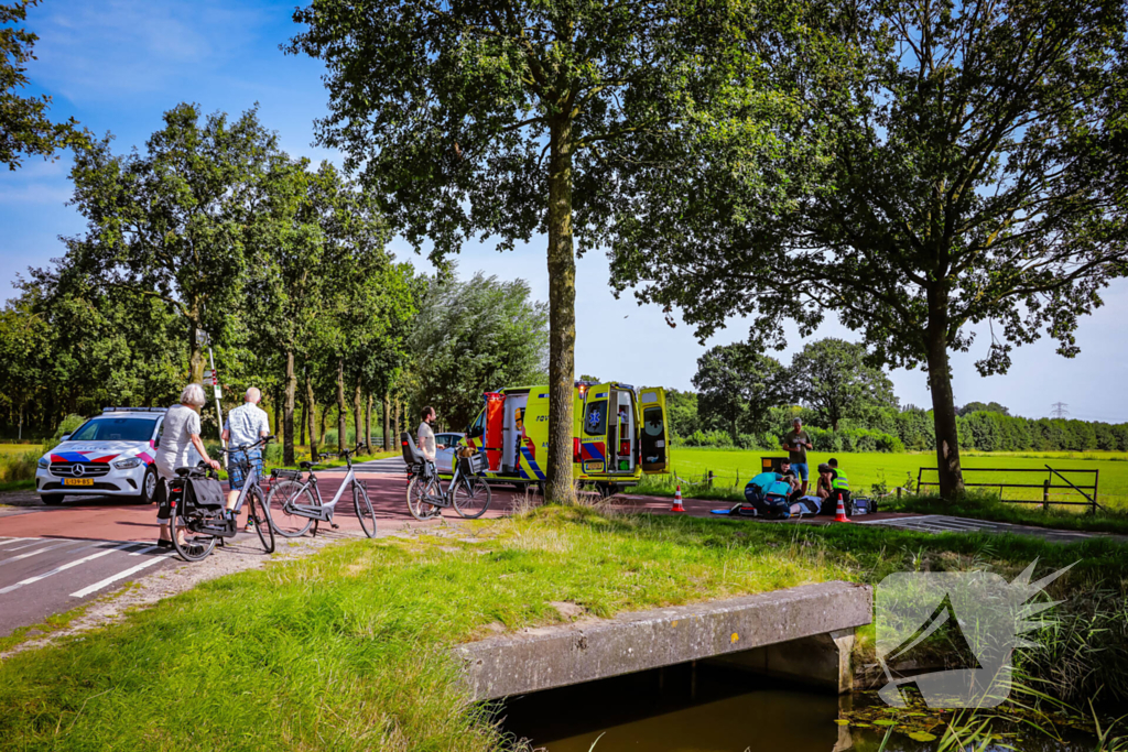 Vrouw slaat om met scootmobiel