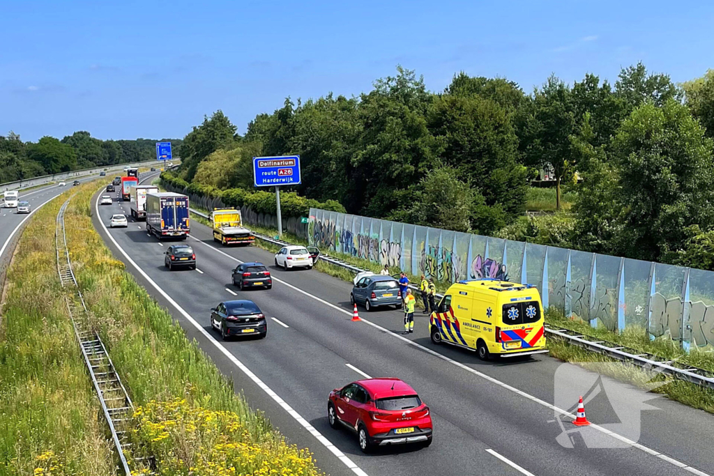 Ongeval tussen twee voertuigen op snelweg