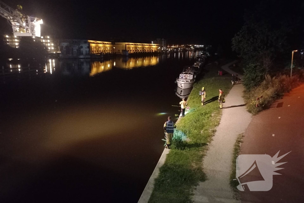 Zoektocht in water naar vermiste vrouw