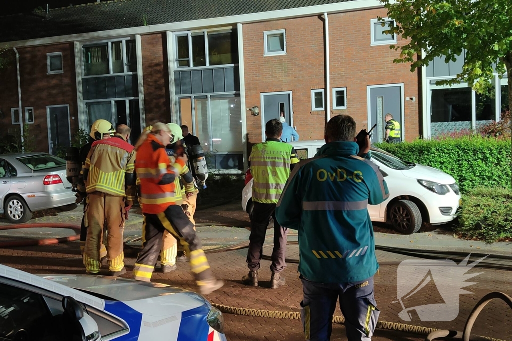 Arrestatieteam haalt brandstichter uit woning