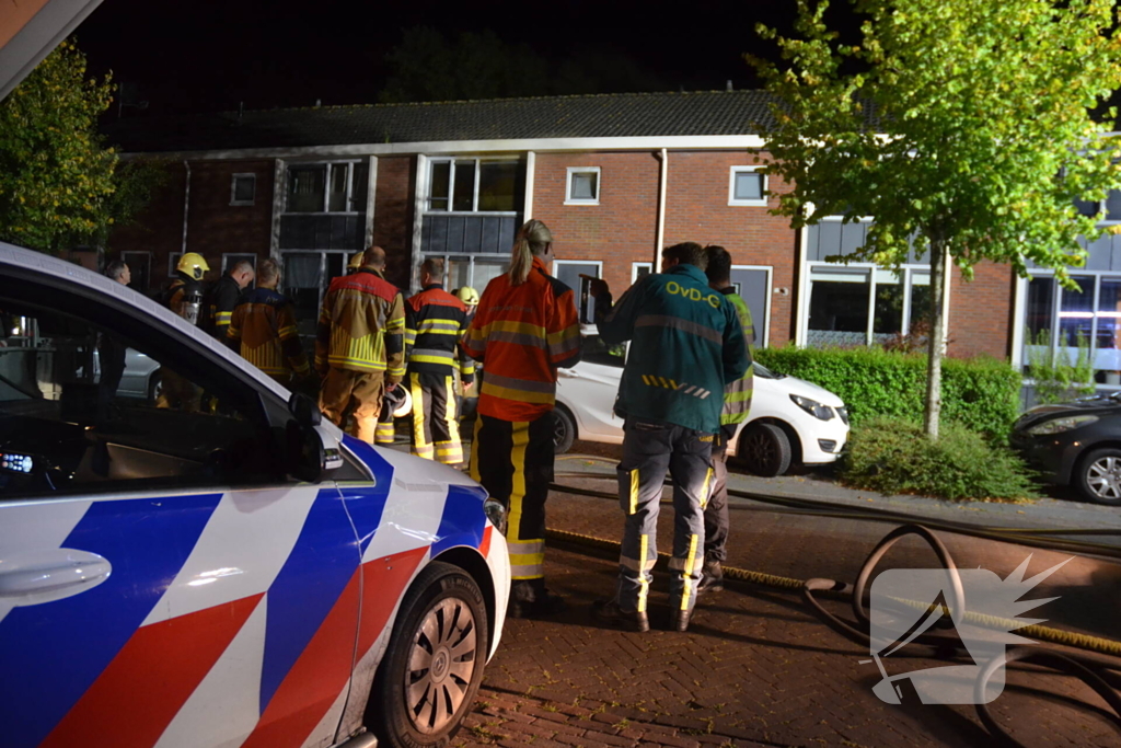 Arrestatieteam haalt brandstichter uit woning