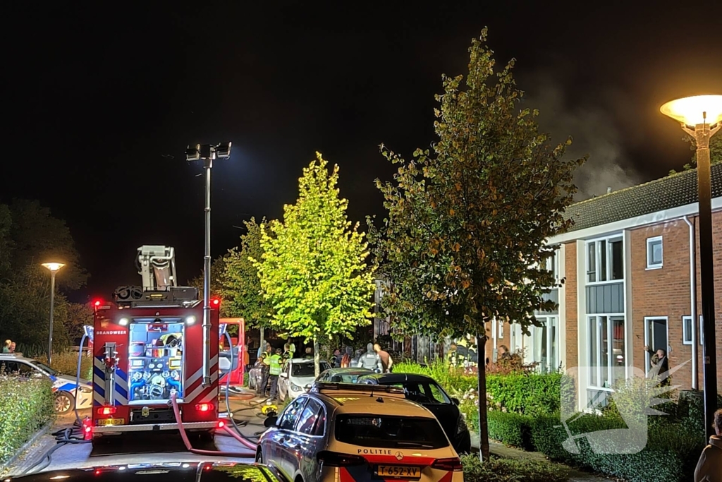 Arrestatieteam haalt brandstichter uit woning