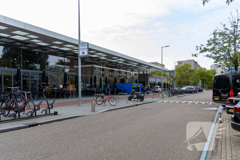 Overleden persoon aangetroffen op straat