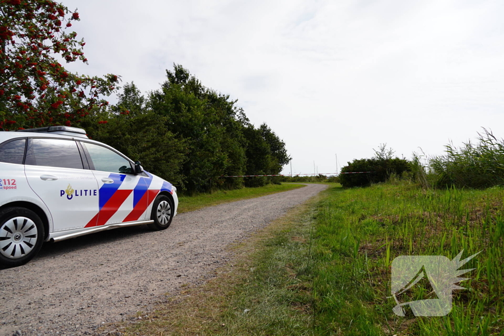 Stoffelijk overschot in water aangetroffen