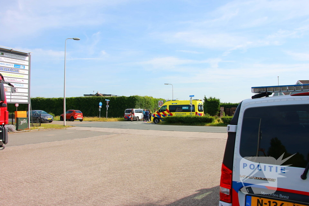 Bakfiets bestuurder gewond bij aanrijding met bestelbus