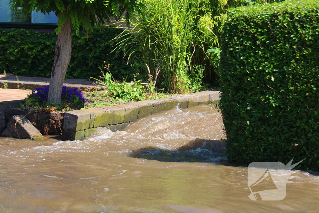 Veel wateroverlast door gesprongen waterleiding