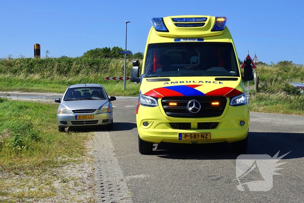 Fietser in botsing met automobilist, traumateam opgeroepen