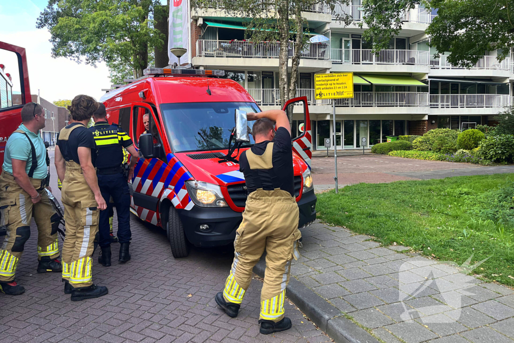 Hulpdiensten starten zoektocht in water naar vermist meisje