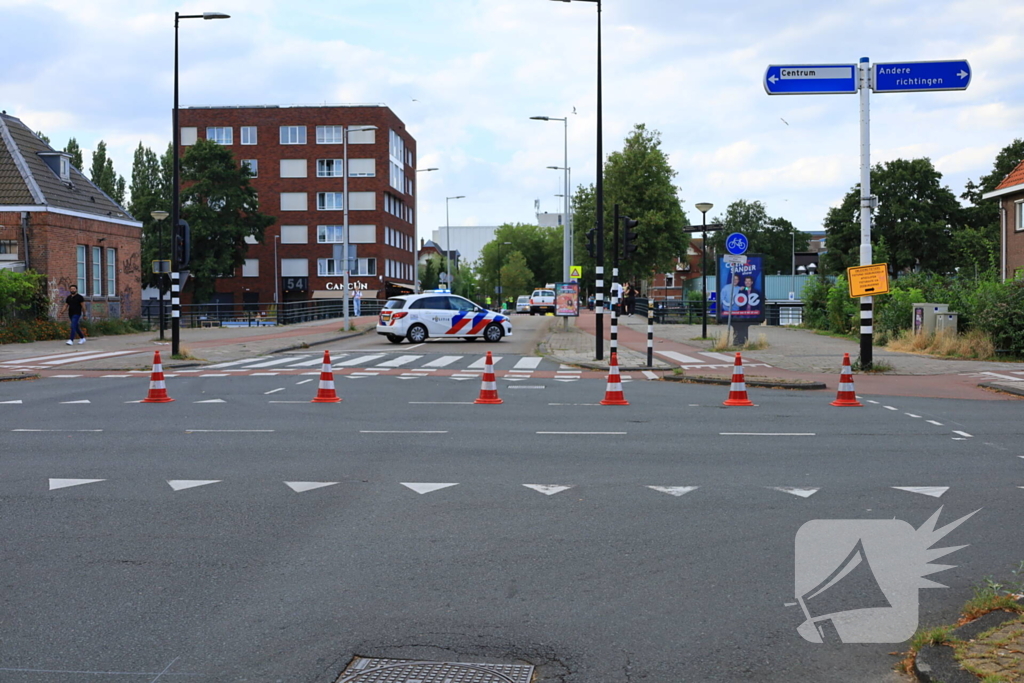 Traumateam ingezet voor dodelijk ongeval tussen GVB-bus en motorrijder