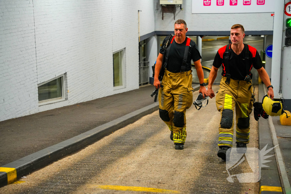 Zorgen om nieuwe brand na brandgeur bij winkelcentrum