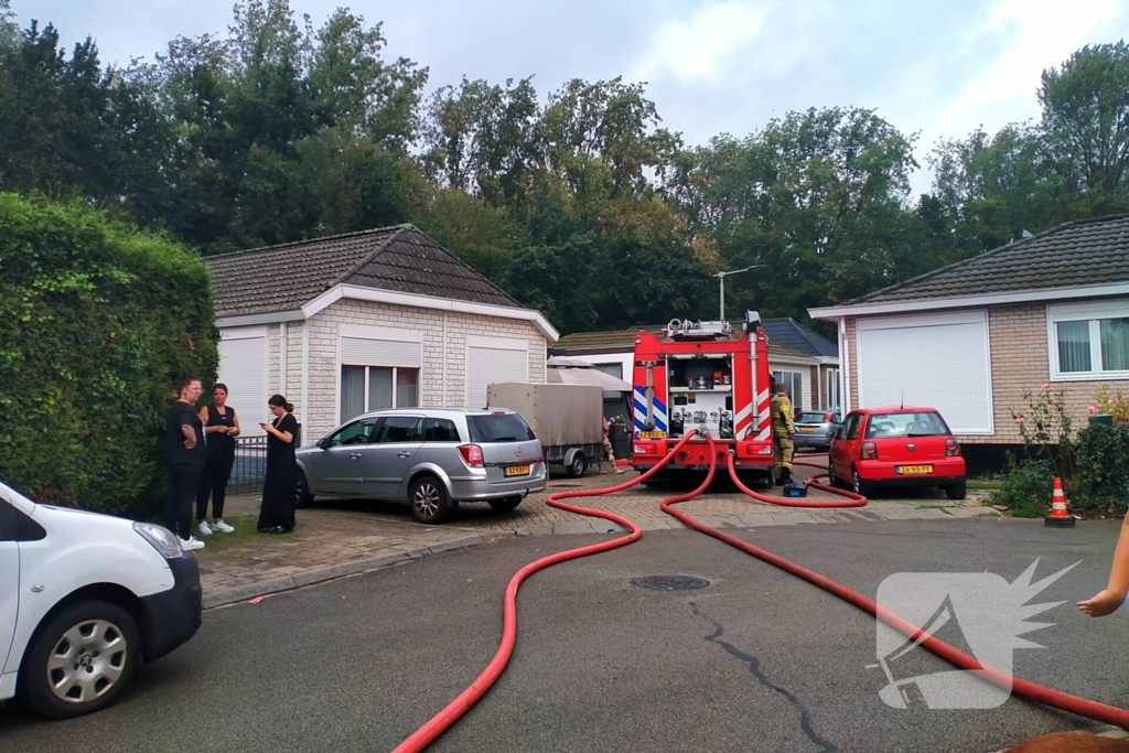 Veel rookontwikkeling bij uitslaande brand