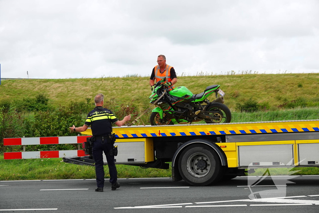 Motorrijder geschept door automobilist