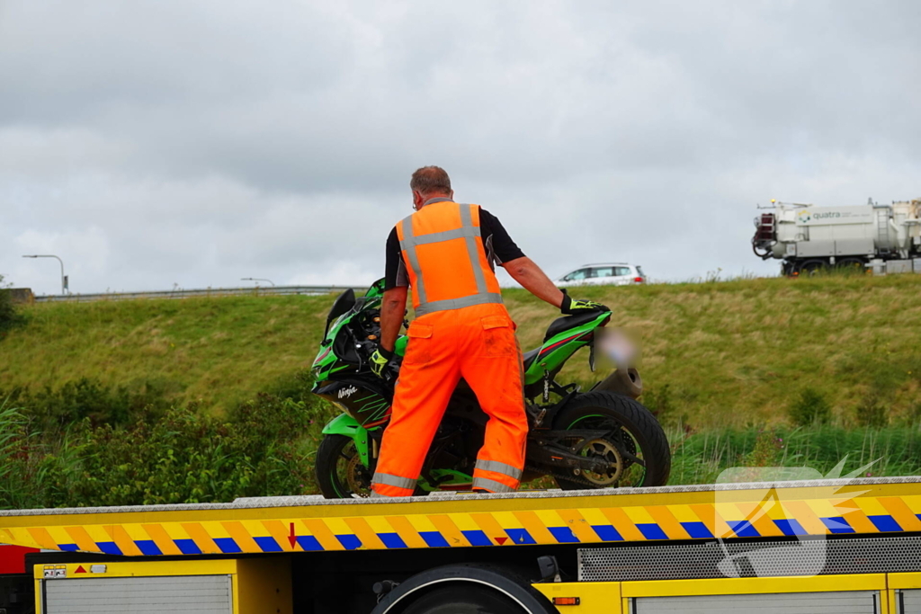 Motorrijder geschept door automobilist