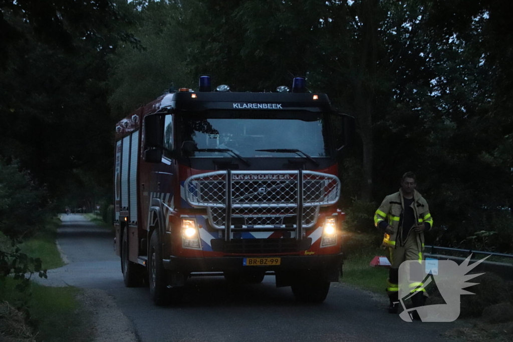 Brandweer ingezet voor broeiende stapel hooi