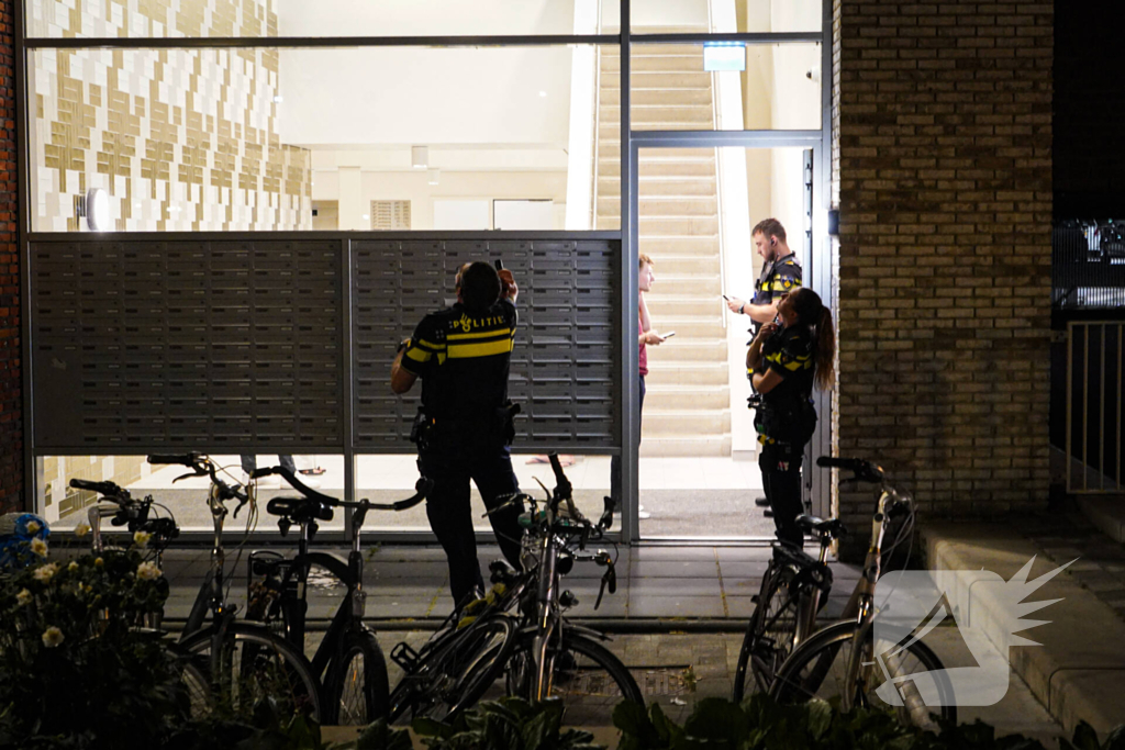 Brandweer haalt bewoners uit appartementen wegens brand