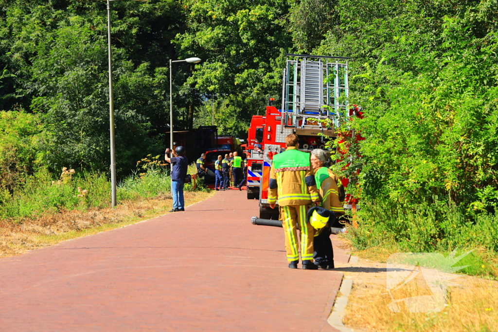 Veel rook bij uitslaande brand in buurtboerderij