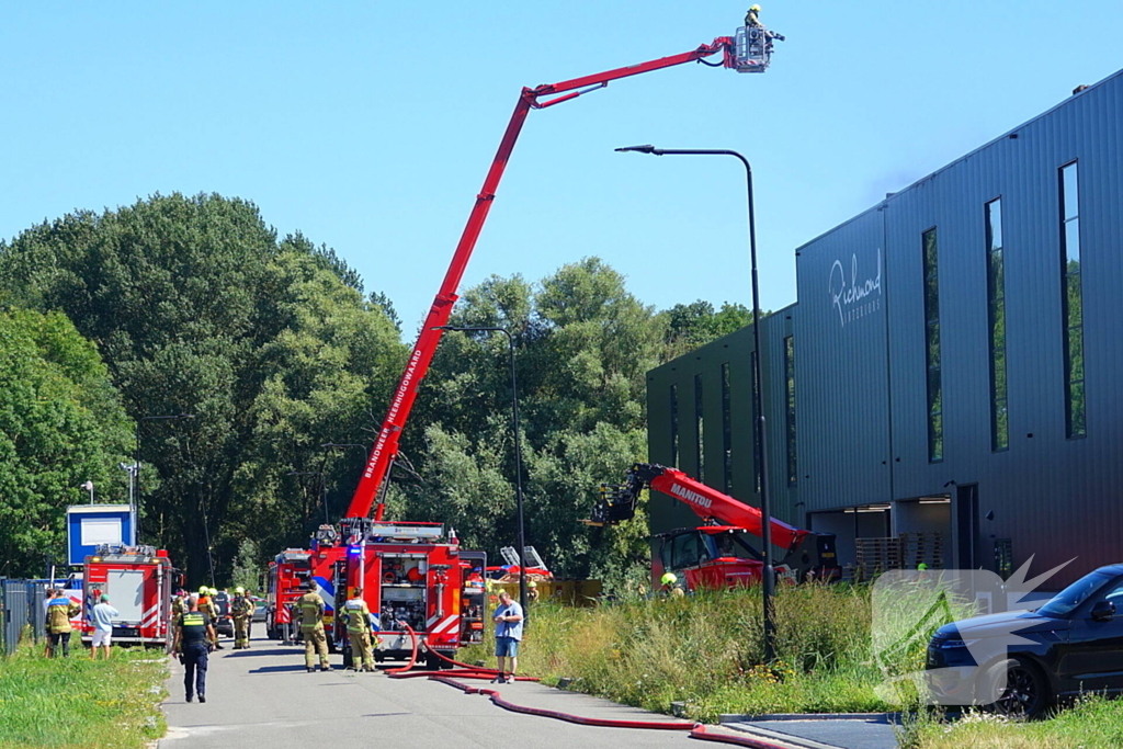 Veel rookontwikkeling door Zeer Grote Brand