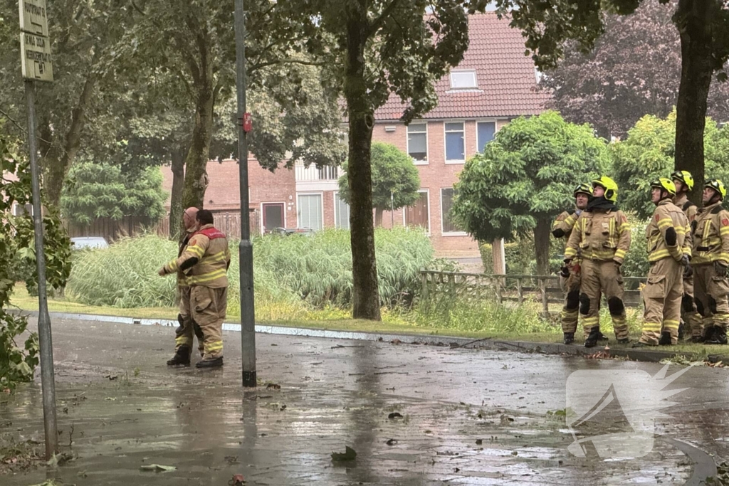 Brandweer druk met stormschade