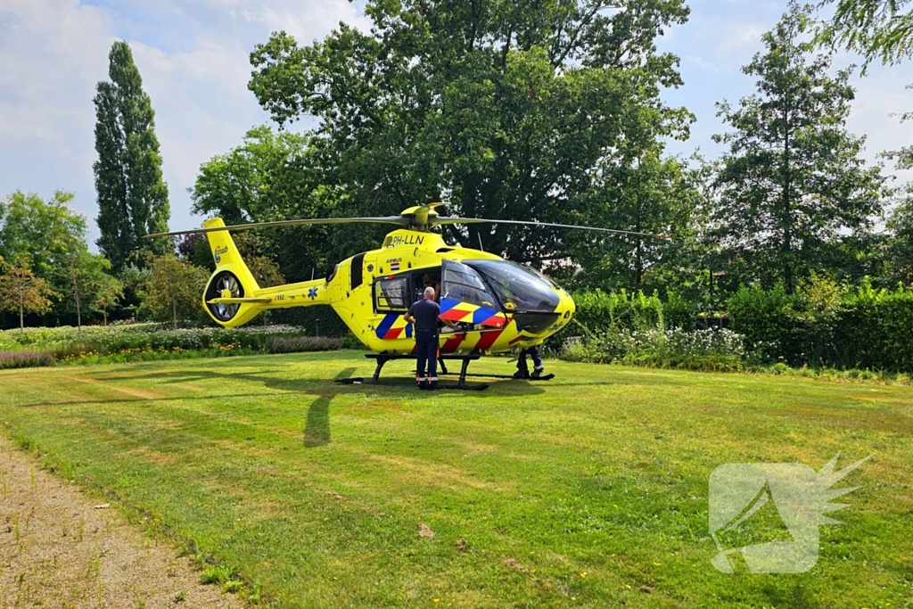 Traumahelikopter geland voor incident op straat