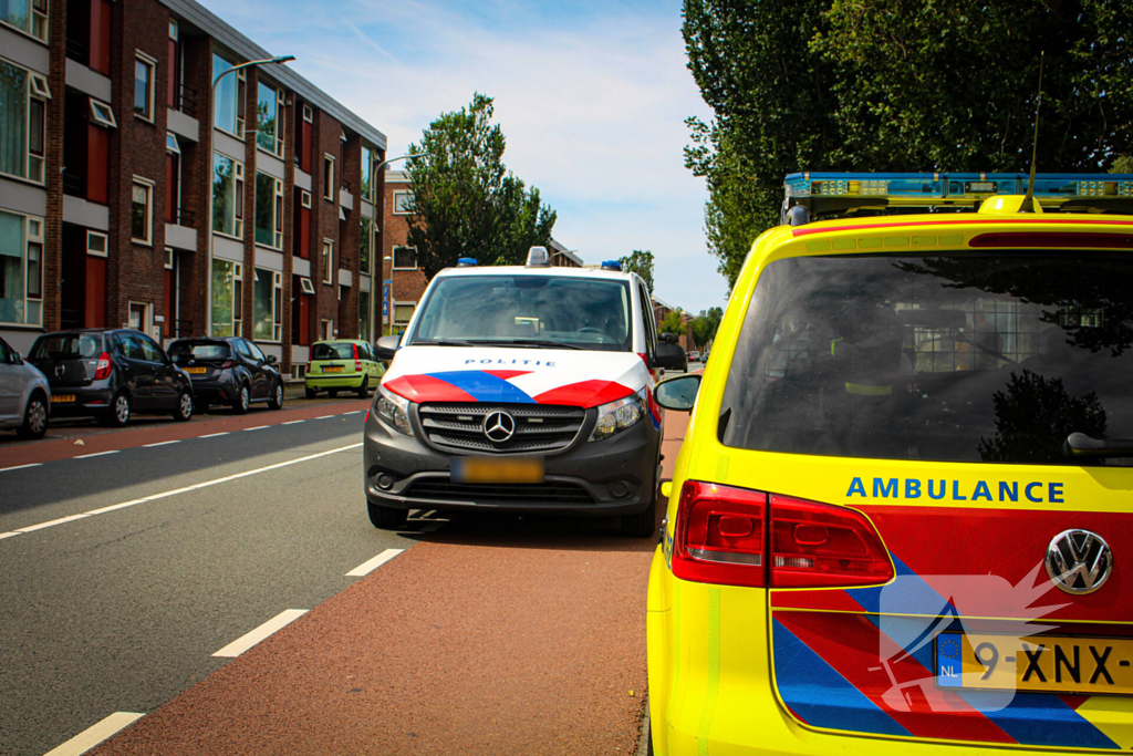 Scooterrijder gewond bij aanrijding met personenauto