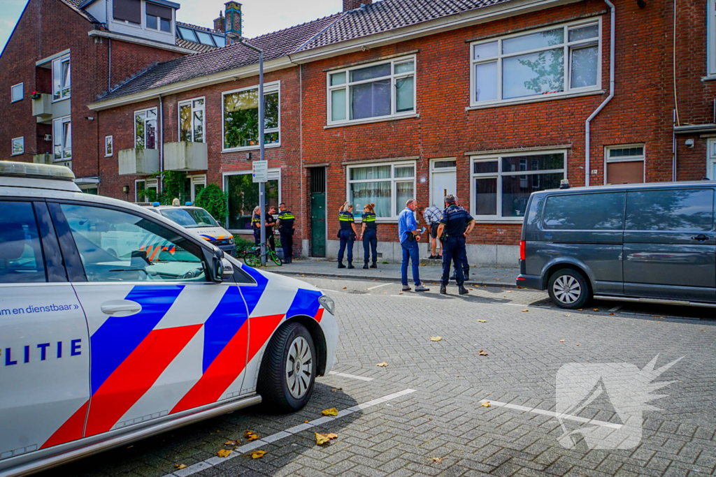 Team Parate Eenheid doet inval in woning