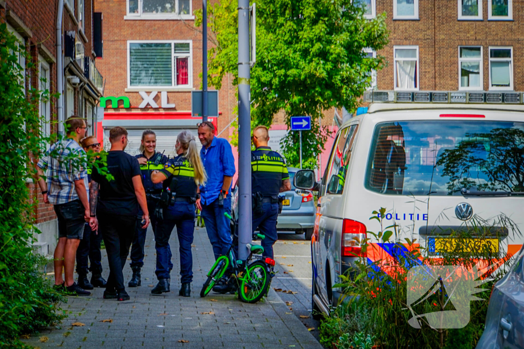 Team Parate Eenheid doet inval in woning