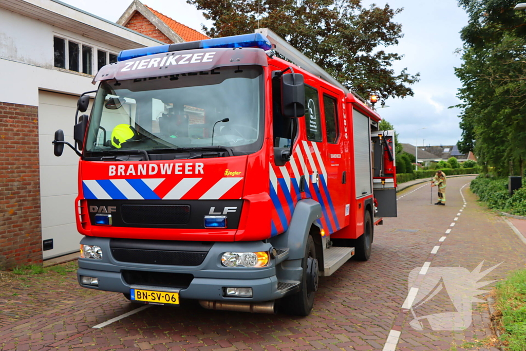 Brandweer helpt politie in zoektocht naar telefoon in riool na inval wietkwekerij