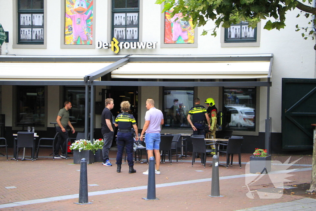 Brandweer onderzoekt gaslucht in café