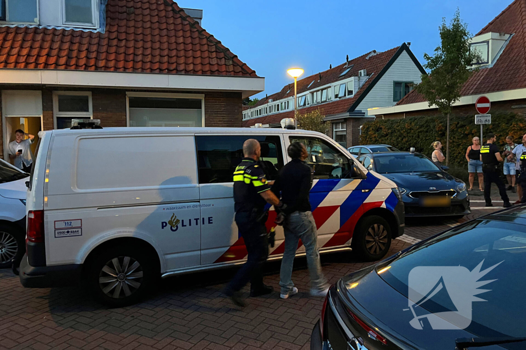 Aanhouding en gewonde na vechtpartij, messen gevonden in woning