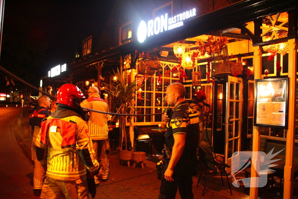 Restaurant ontruimd, brand snel onder controle