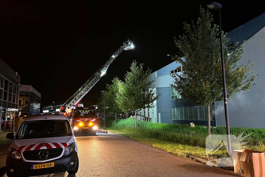 Mistgenerator na inbraak zorgt voor brandweer inzet