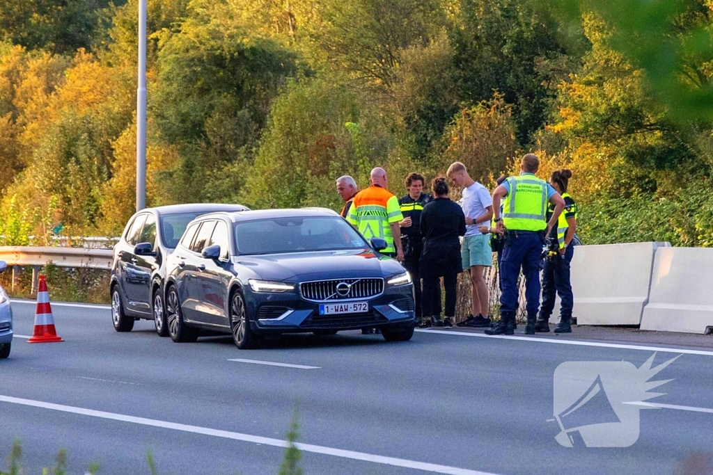 Rijstrook afgesloten door kop-staartaanrijding