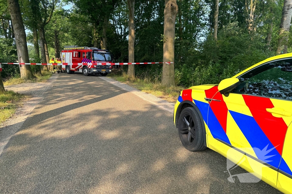 Voertuigen belanden in sloot na aanrijding