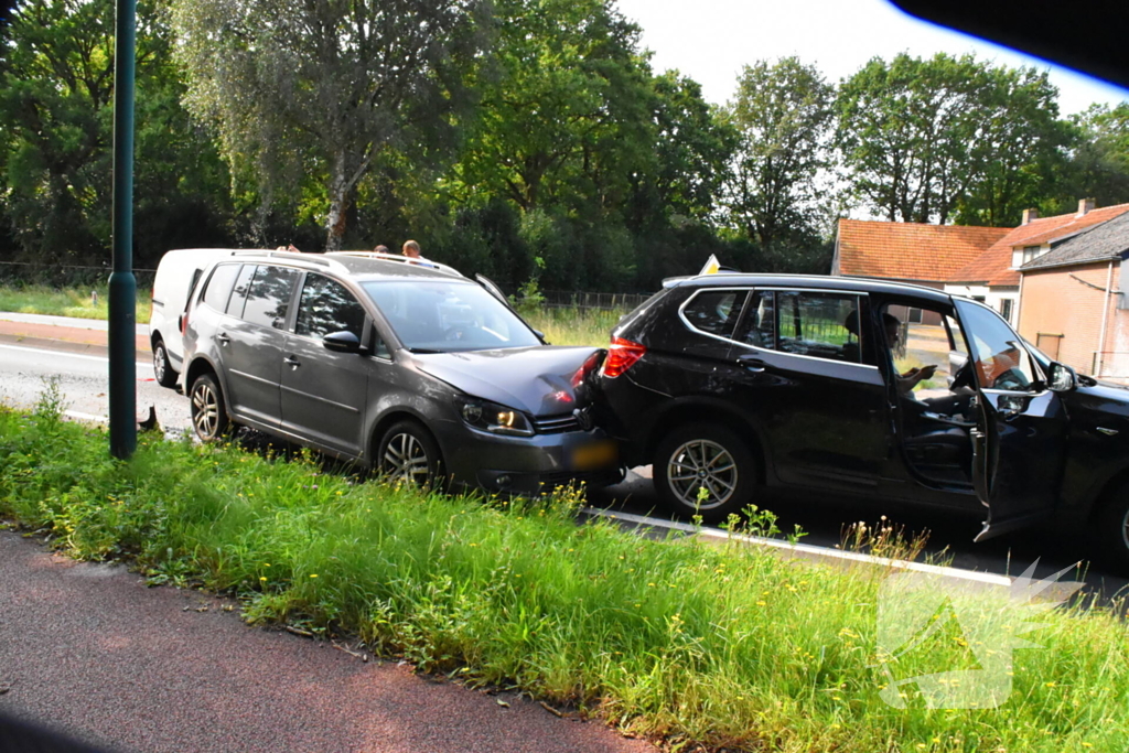 Flinke schade bij kop-staartbotsing